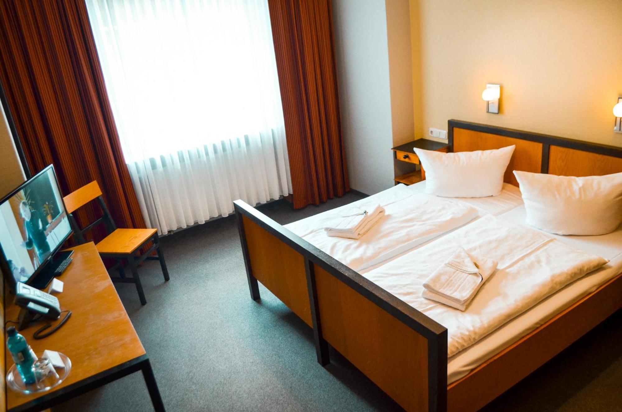Haus Des Volkes - Das Bauhaushotel Probstzella 部屋 写真