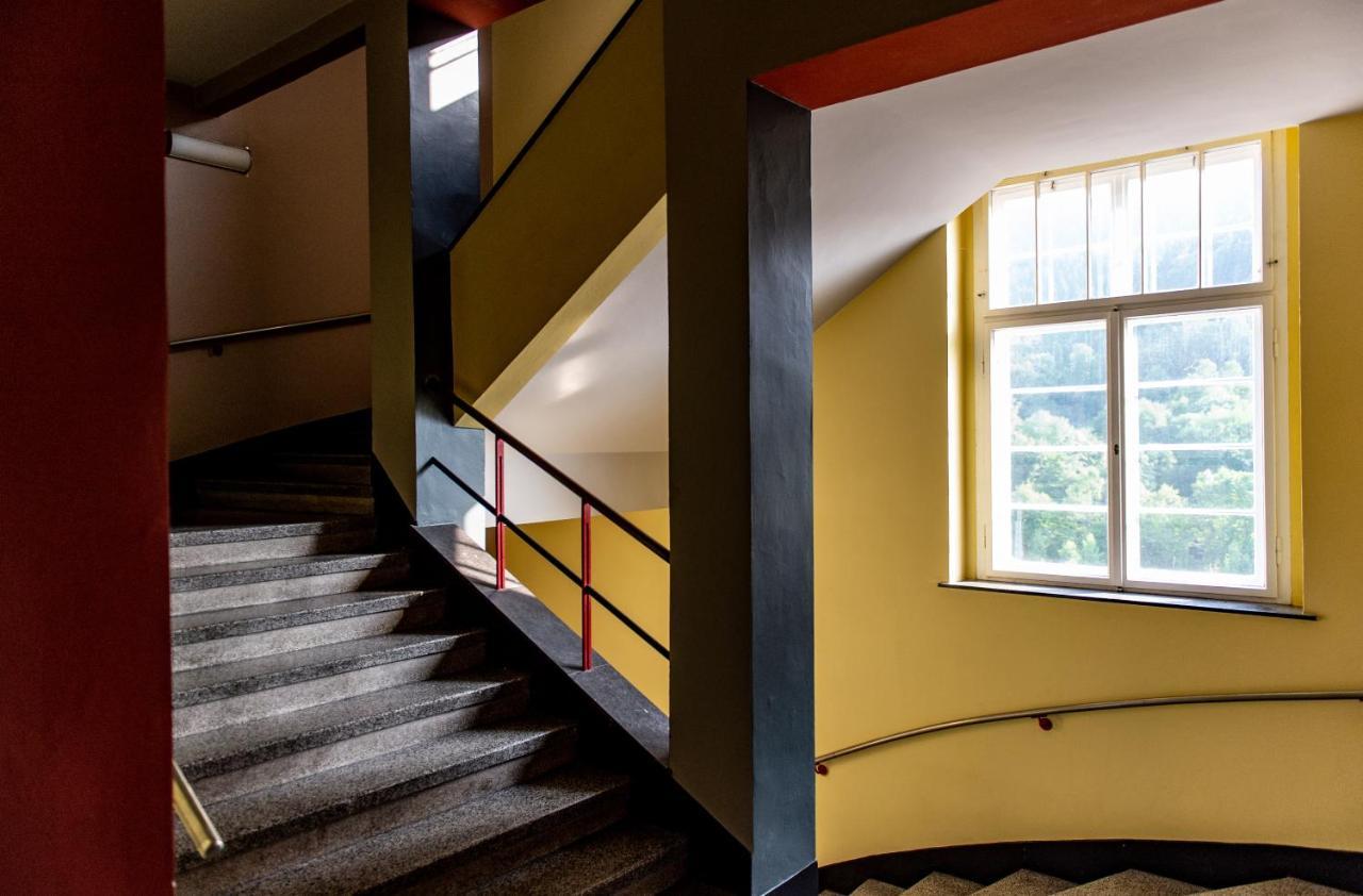 Haus Des Volkes - Das Bauhaushotel Probstzella エクステリア 写真